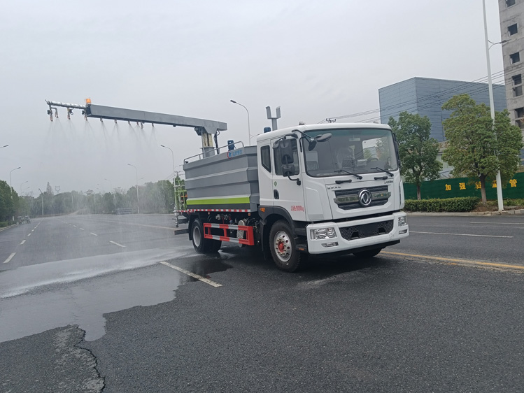 東風D9鐵路抑塵車不交購置稅_12噸火車煤炭抑塵劑噴灑車 山西忻州消毒防疫灑水車_15噸運煤抑塵劑固化劑噴灑報價實惠