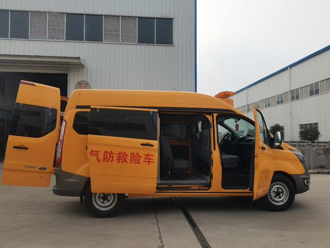 依維柯救險(xiǎn)車_氣體防護(hù)車_氣防救險(xiǎn)車_管線搶修氣防車 山東化工園區(qū)氣防車 氣防指揮車_礦山應(yīng)急救援救險(xiǎn)車_高速公路搶修搶修氣防車