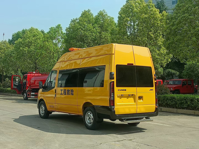 現場搶修氣防車_雙排座搶險救援車_依維柯救援車 山東化工園區氣防車 依維柯氣體防護車_事故搶險氣防車_移動通訊搶修氣防車